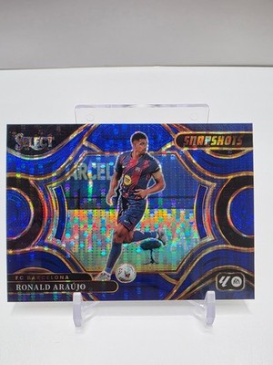 2025-26 Panini Select La Liga Ronald Araujo Blue Pulsar Snapshot #2 NM