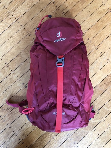 Red Deuter AC Lite 18 Backpack | eBay