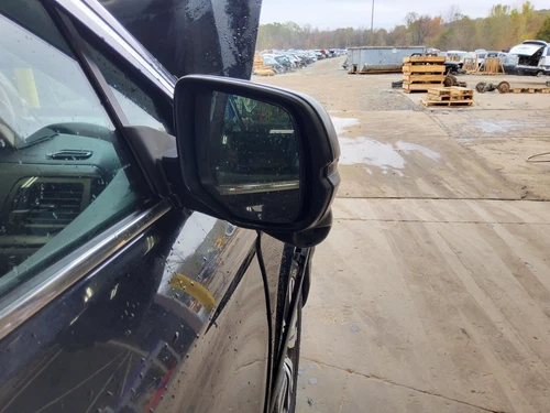 Used Right Door Mirror fits: 2017 Honda Pilot power US market painted w/o turn s