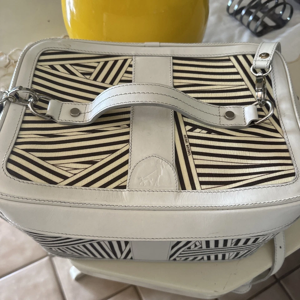 Bolso de tocador Henri Bendel New York W57th Street a rayas con correa organizador de viaje Foto 3 de 4