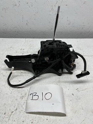 BFD068922 2021 TOYOTA HILUX 2.8 MK8 GEAR SELECTOR