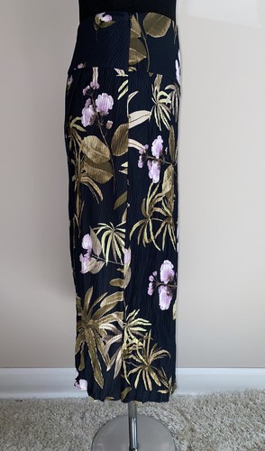 $295 NWT Vince Mixed Tropical Garden Midi Asymmetrical Navy Skirt sz 2 - Picture 8 of 11