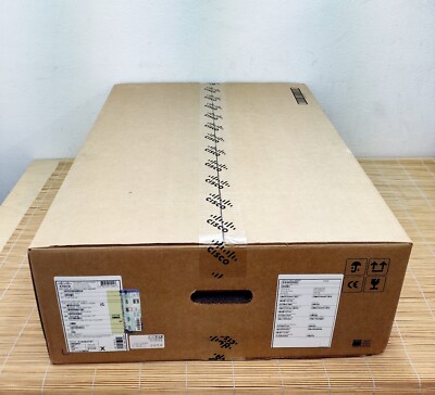 New Cisco C9300-48UN-EDU Catalyst 9300 5Gbps UPOE 2x PSU C9300-NM-8X New Sealed