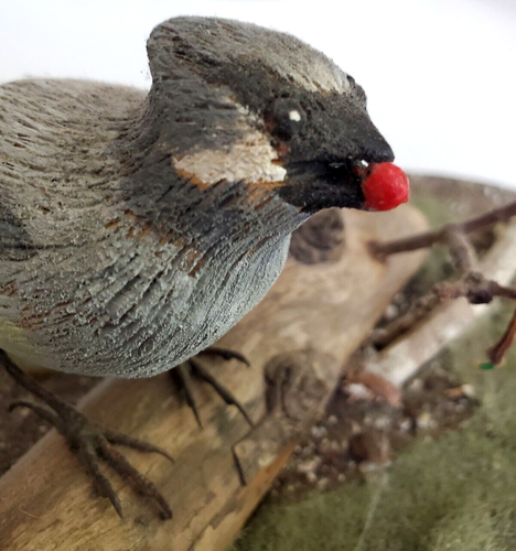 Hand Carved Wooden Cedar Waxwing Bird w/Berries on Diorama Display Base w/Branch - Picture 6 of 10