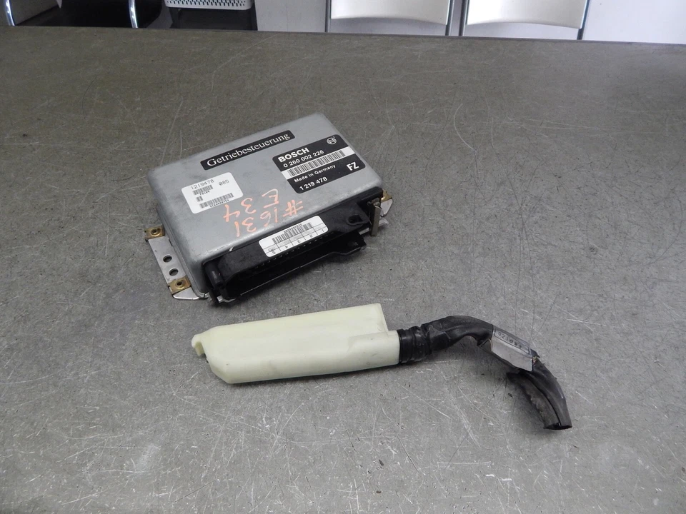 Unidade de controle de transmissão BMW E34 1992 535i 735i TCM 0260002226 - Imagem 2 de 4