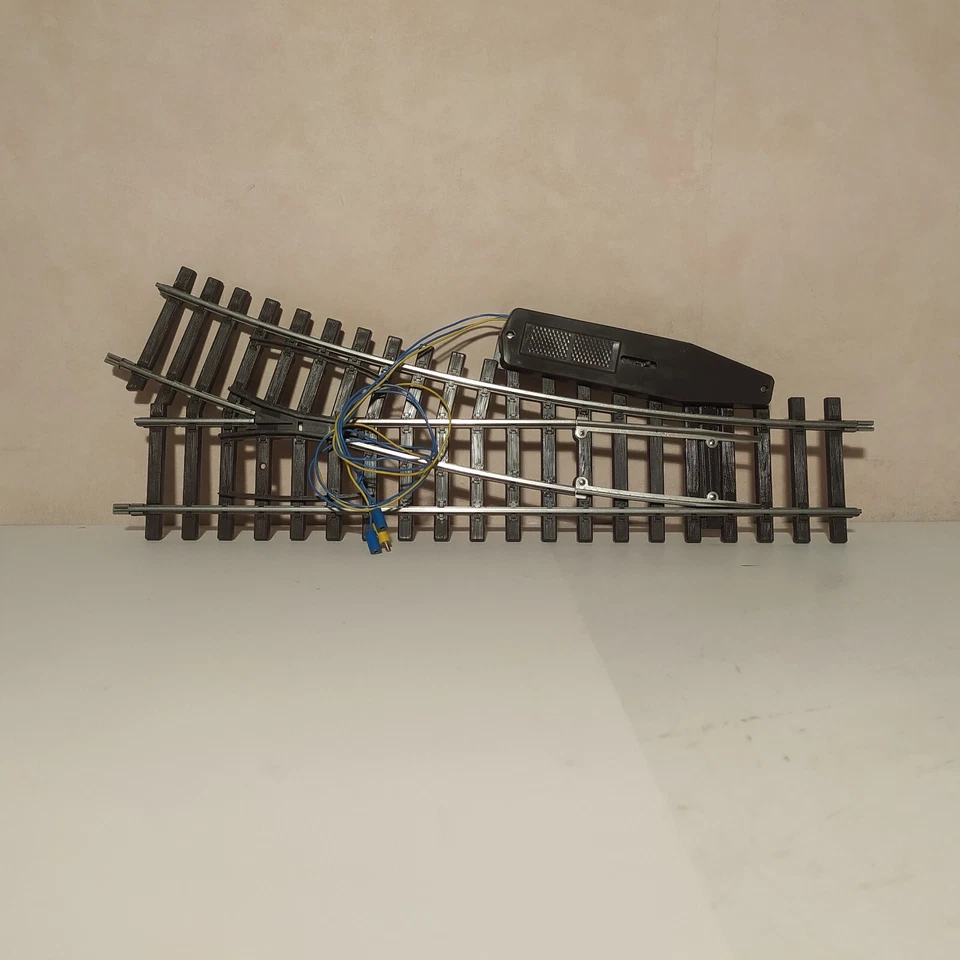 Märklin 1 5963 – Scambio elettrico destro - Immagine 2 di 3