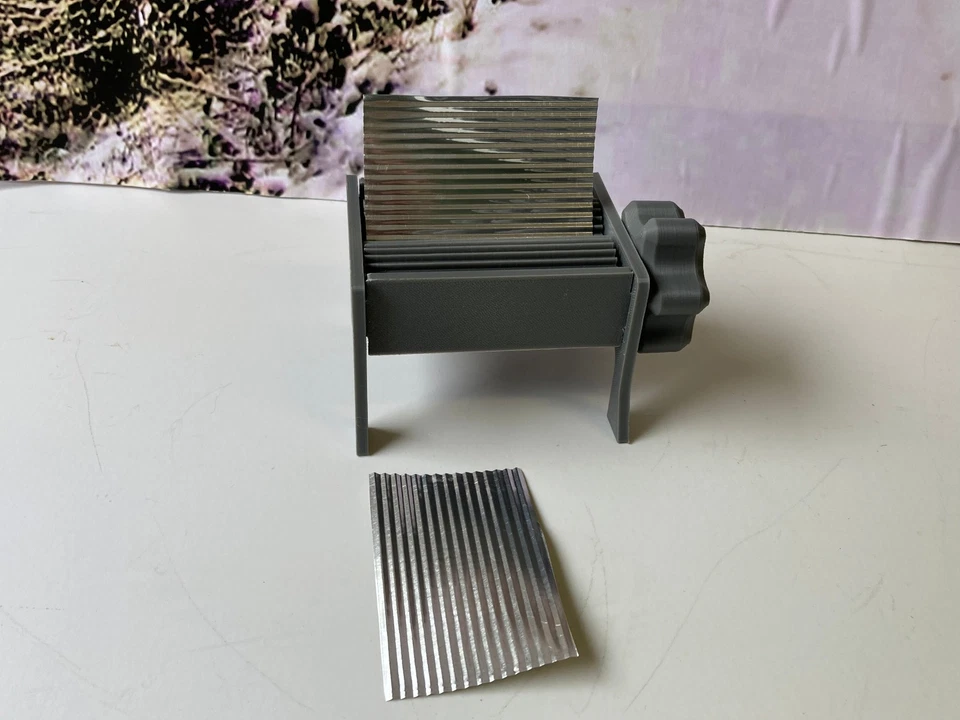 Standzwerkzeuge für Wellblech 1:35 - Bild 4 von 4