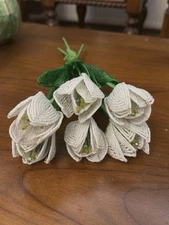 HAND MADE FRENCH BEADED TULIPS BOUQUET  6 LEAVES