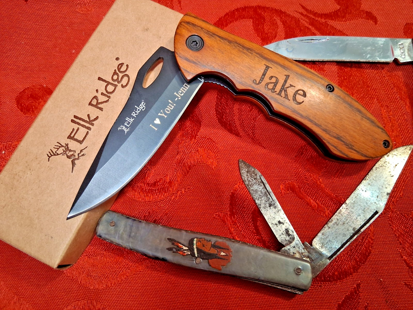 3pc Vint. Pocket Knife Lot Indian Luray Caverns Va. USA + Red China+ Elk Ridge
