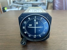 King KI 204 VOR/LOC Converter and Glideslope Indicator, P/N 066-3034-02, S/N 127 King KI 204 VOR/LOC Converter and Glideslope Indicator, P/N 066-3034-02, S/N 127