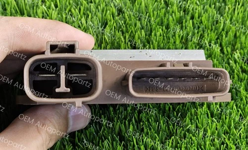 Toyota Tundra 2012-2021 Air Pump Drive Module 89580-34020 : Fits Toyota Sequoia - Picture 4 of 9