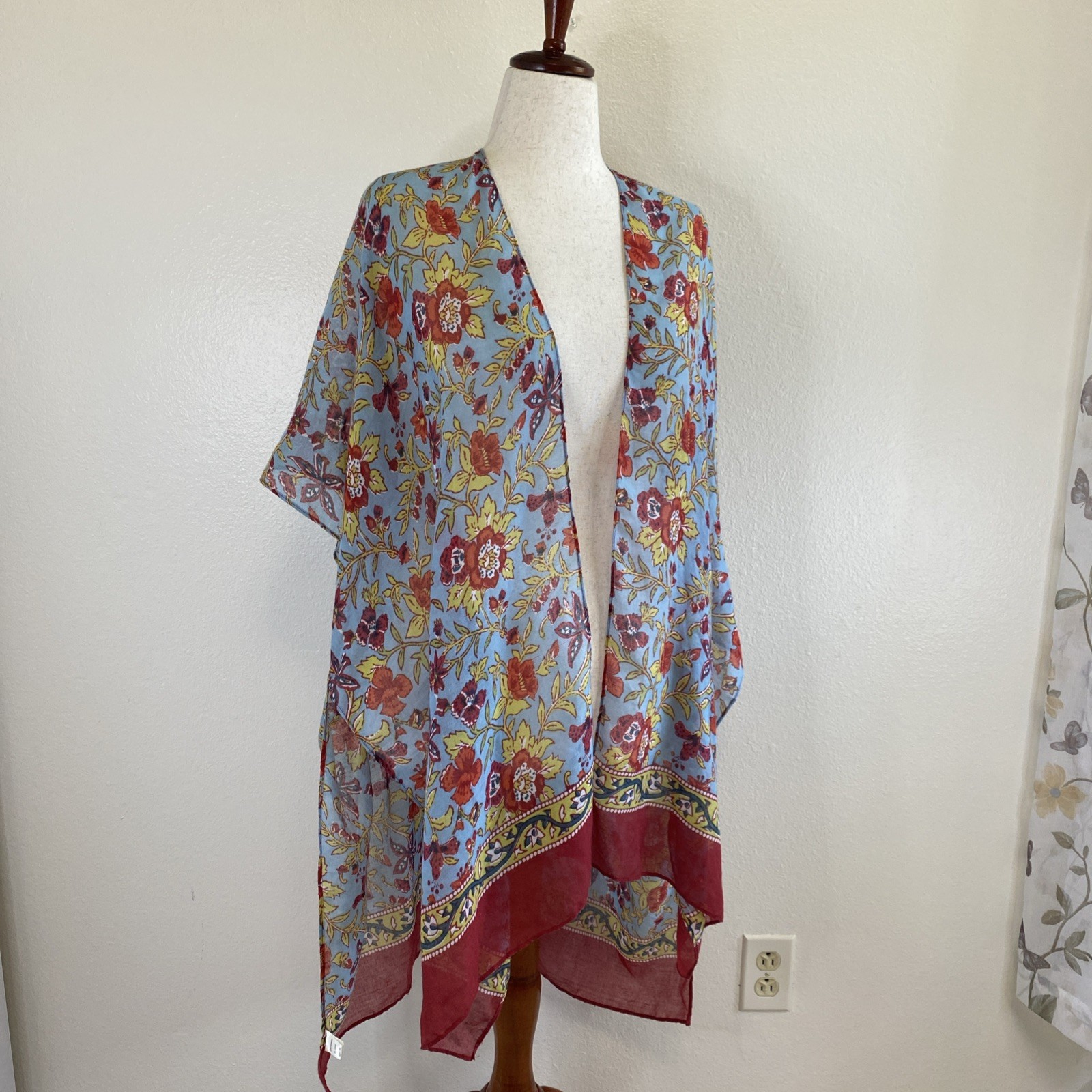 Colorful Lightweight Semi Sheer Floral Kimono. Scarf Hem. One Size