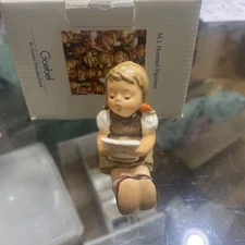 Goebel Hummel “Girl with Sheet of Music” Hum 389 Figurine w/ Box