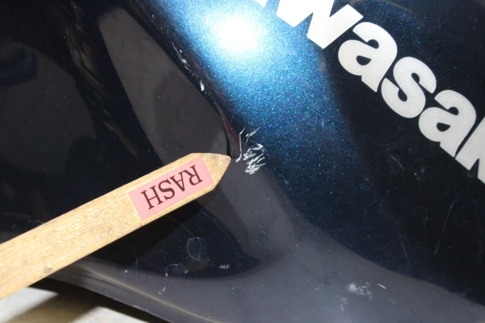 Kawasaki Ninja ZX6R ZX600J 2002 OEM tanque de gasolina pila de combustible depósito de gasolina Foto 2 de 4