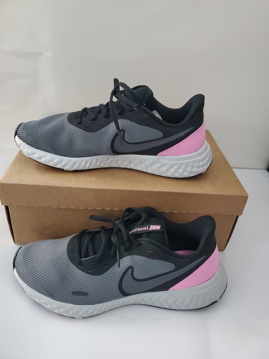 nike revolution 5 black pink