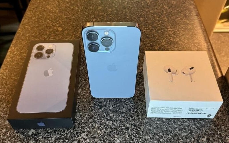Apple iPhone 13Pro 1TB SIMフリー MagSafe＆箱付 Amazon | 【整備済み品】 Apple iPhone 13 Pro 1TB シエラブルー