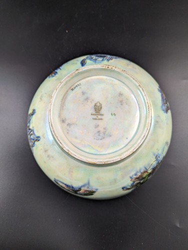 Wedgwood large Pearl Lustre Butterfly bowl , Daisy Makeig Jones , c.1920 - Picture 2 of 13