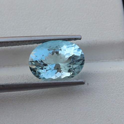 4.2 Cts 12.1x9.2 MM Natural Light Blue Aquamarine Faceted Oval March Birthstone - Picture 8 of 12