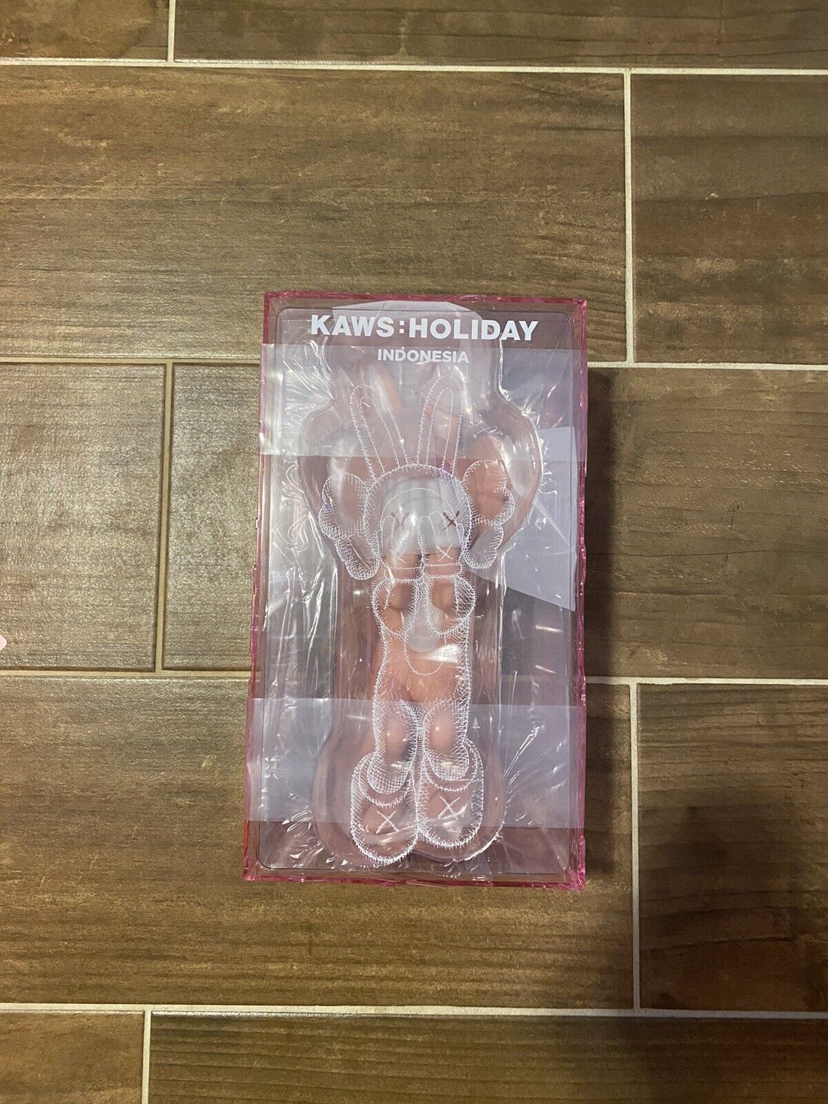 KAWS Holiday Indonesia 2色セット