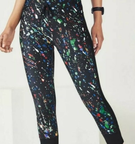 Fabletics Quinn Crop Black Rainbow 