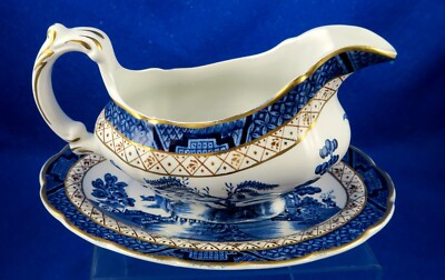 Booths ''Real Old Willow''  Gravy Boat, England, Excellent Estate Cnd