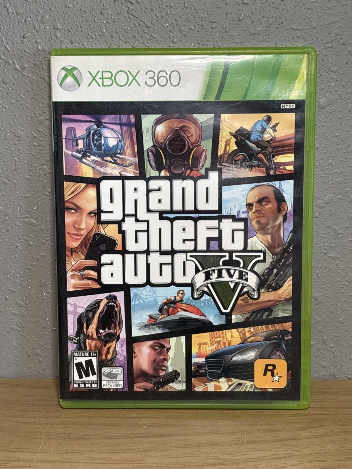 Rockstar Games Grand Theft Auto V Xbox 360 w/ Case Manual 2 Discs NTSC 2013