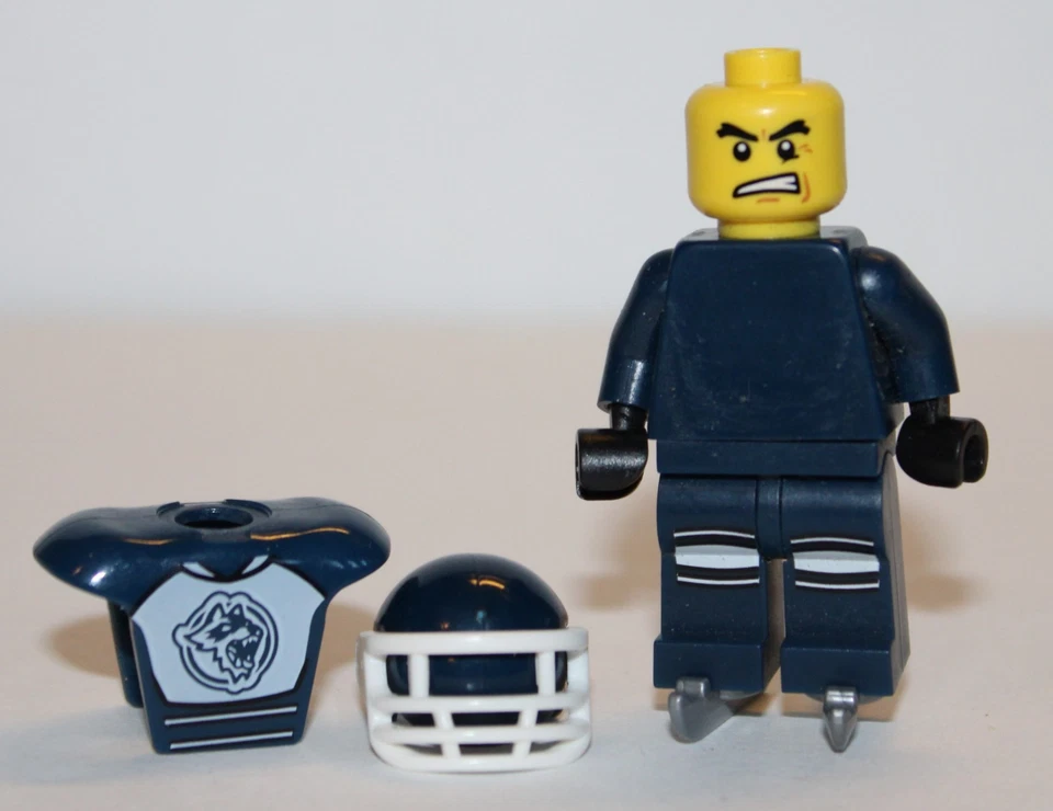 2011 Retired Lego Series 4 Collectible Minifigure COL056 Hockey Player complete! - Image 2 of 4