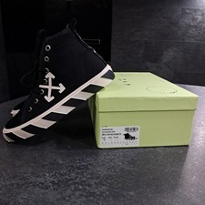 Off White shoes in size 43.
