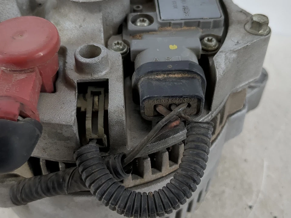 Ford Expedition 1997 alternador generador montaje de carga motor OEM L9ERG Foto 2 de 4