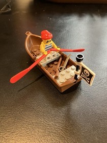 Lego Pirates #10040 &ldquo;Black Seas Barracuda&rdquo; (2002), Used, Very Good Cond,Complete