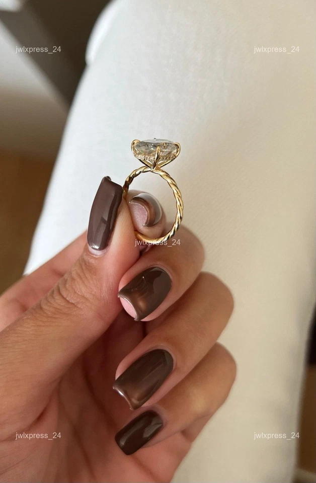 14K Yellow Gold 3CT Oval Cut Lab Grown Diamond Wife Prong Solitaire Ethnic Ring - Image 3 of 4