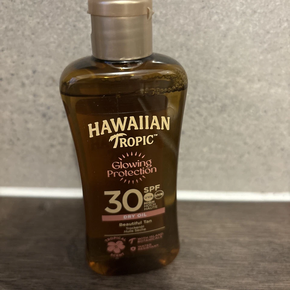 Hawaiian Tropic SPF 30 Protective Dry Sun Oil 100ml Travel  - Image 3 of 4