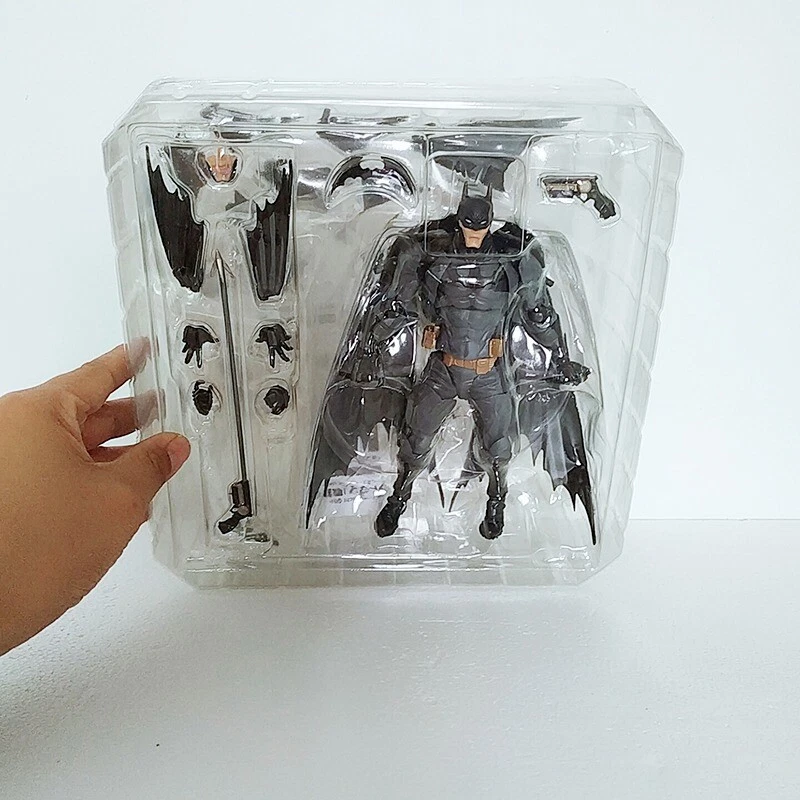 Increíble figura de acción Yamaguchi DC Batman NO.009 PVC 1/12 6,4 pulgadas 16 cm nueva en caja Foto 4 de 4