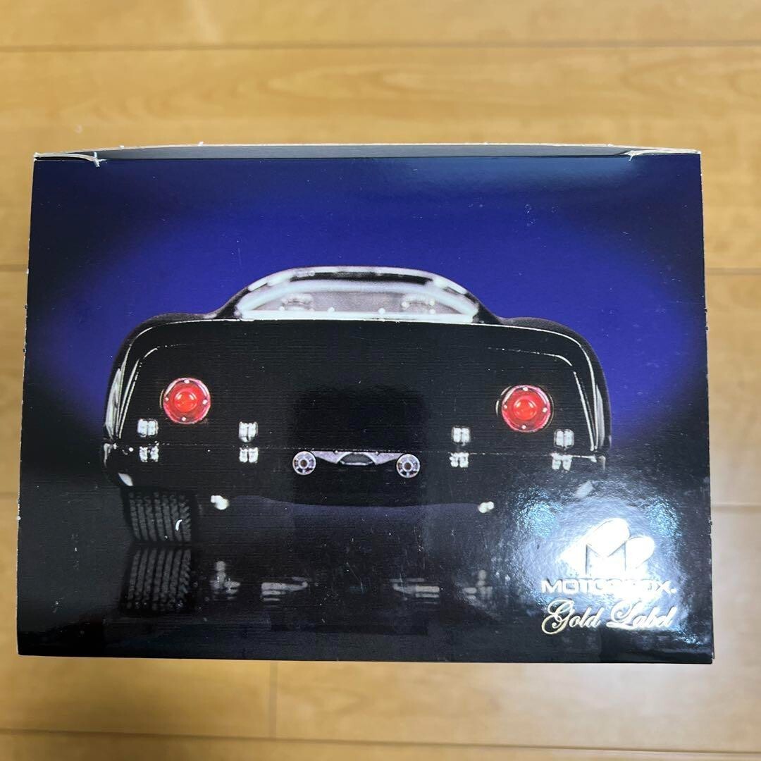 Exoto 1/18 Porsche 910 Black Motorbox Toys Mni Car Used Mint Exoto 1/18 Porsche 910 Black Motorbox Toys Mni Car Used Mint
