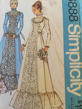 VINTAGE WEDDING DRESS PATTERN 1975
