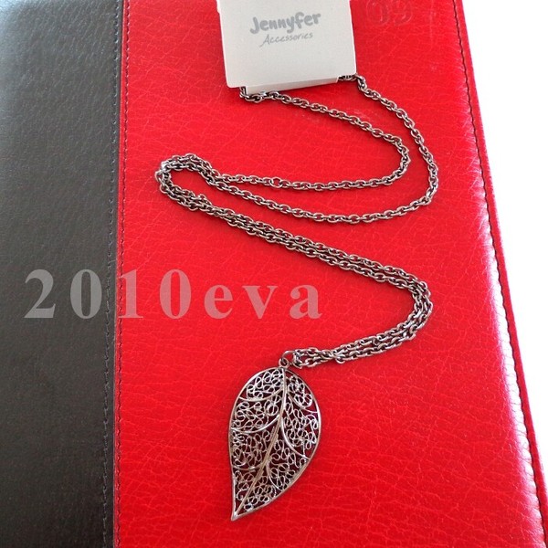 JennyferAccessories *COLGANTE HOJA CADENA PLATEADA NEGRA* Ref.B017 +REGALO/GIFT