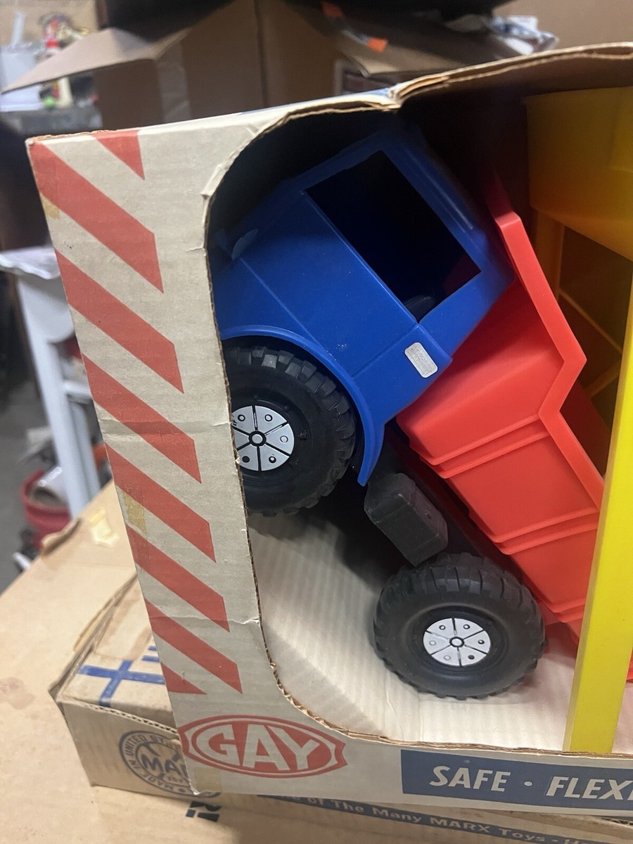洋書 TONI & GUY PRESENTS CONSTRUCTION Vintage Gay Toys Inc. Big Builder construction set New in