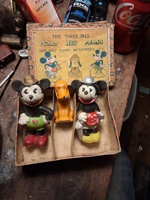 Vintage  1930 THE THREE PALSmickey Pluto Minnie in the box 