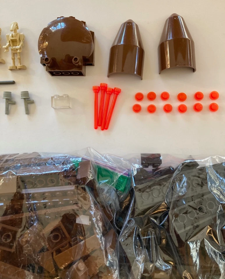 Lego Star Wars: 7184 Trade Federation MTT- 100% Complete with all 7 Minifigures - Image 3 of 4