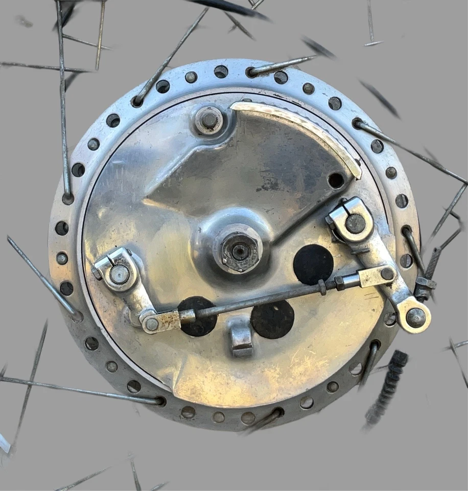 1971 1972 Suzuki Gt750 Complete Front Wheel DID Rim Dual Drum 4 Shoe Brakes OEM - Image 3 of 4
