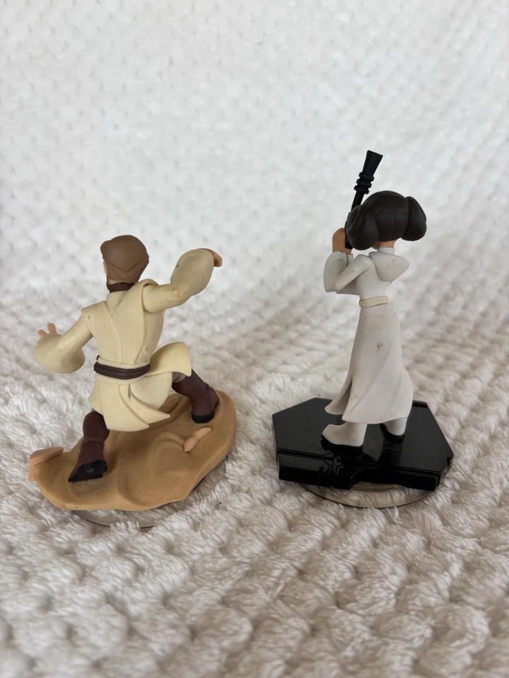 Lote de 8 bonecos Disney Marvel Infinity Star Wars 3.0 2.0 - Imagem 4 de 4