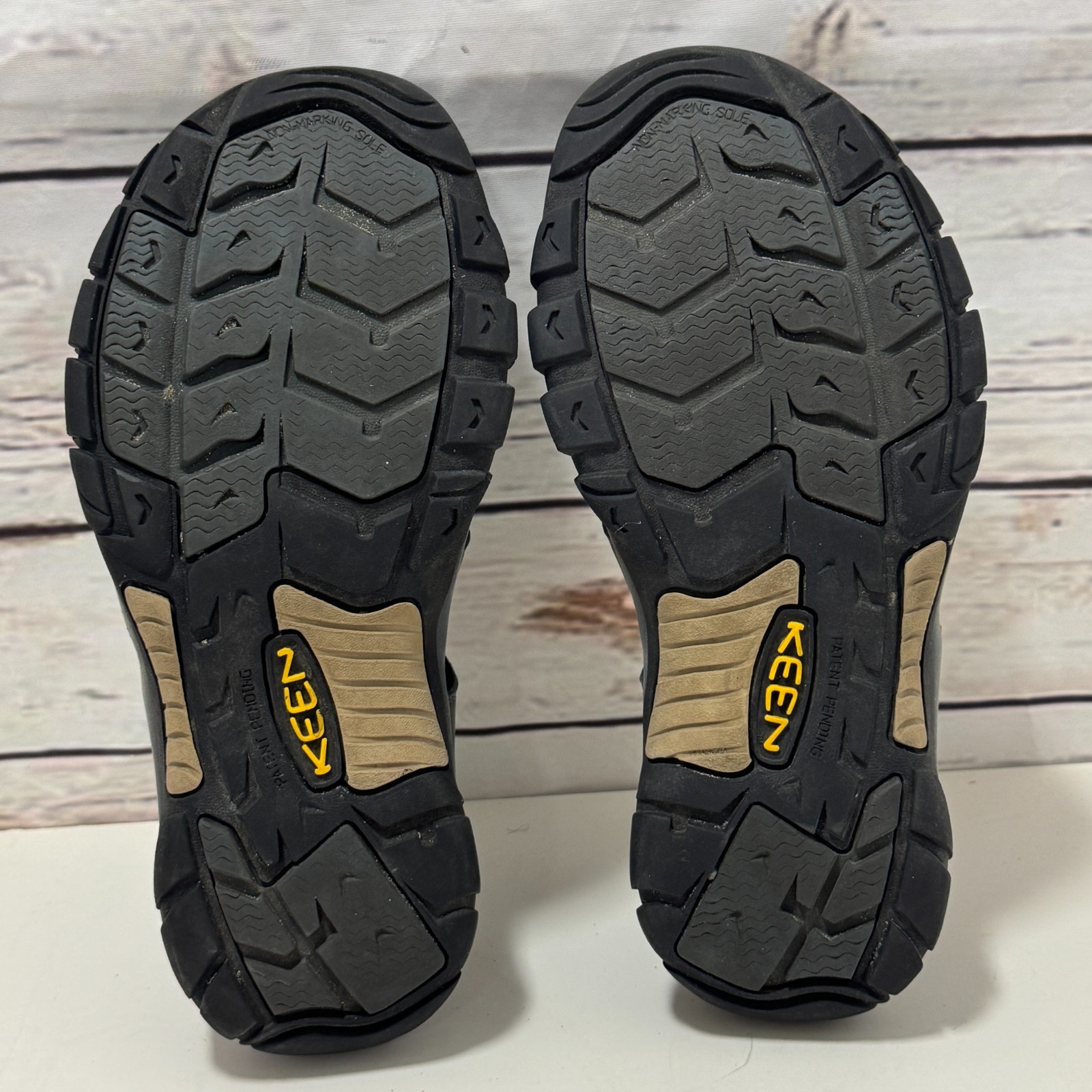 Keen Newport H2 verde militare nero scarpe acqua sport escursionismo sandali donna taglia 10