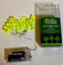 St. Patrick s Day LED Green Shamrock 10 Light String 2AA Battery Operated NEW