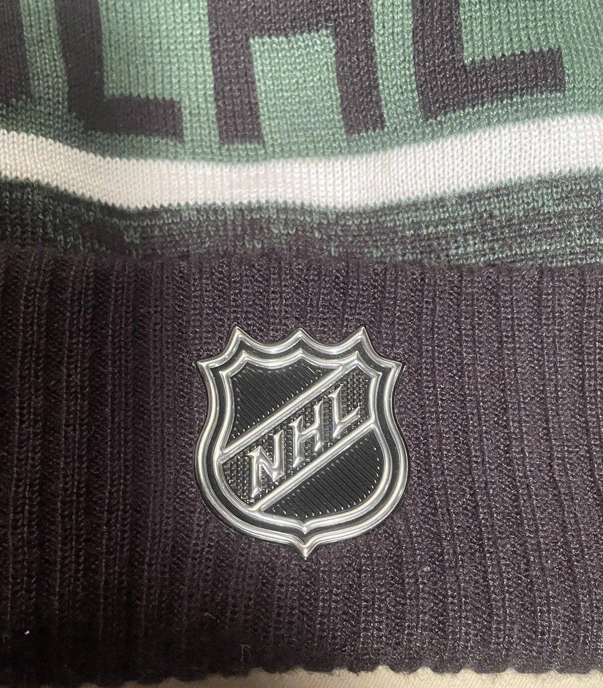 Minnesota Wild NHL Hockey Fanatics Winter Hat Pom Beanie Green Black