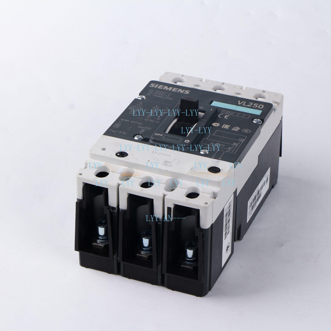 One New Siemens New Circuit Breaker 3VL3725-1DC36-0AA0
