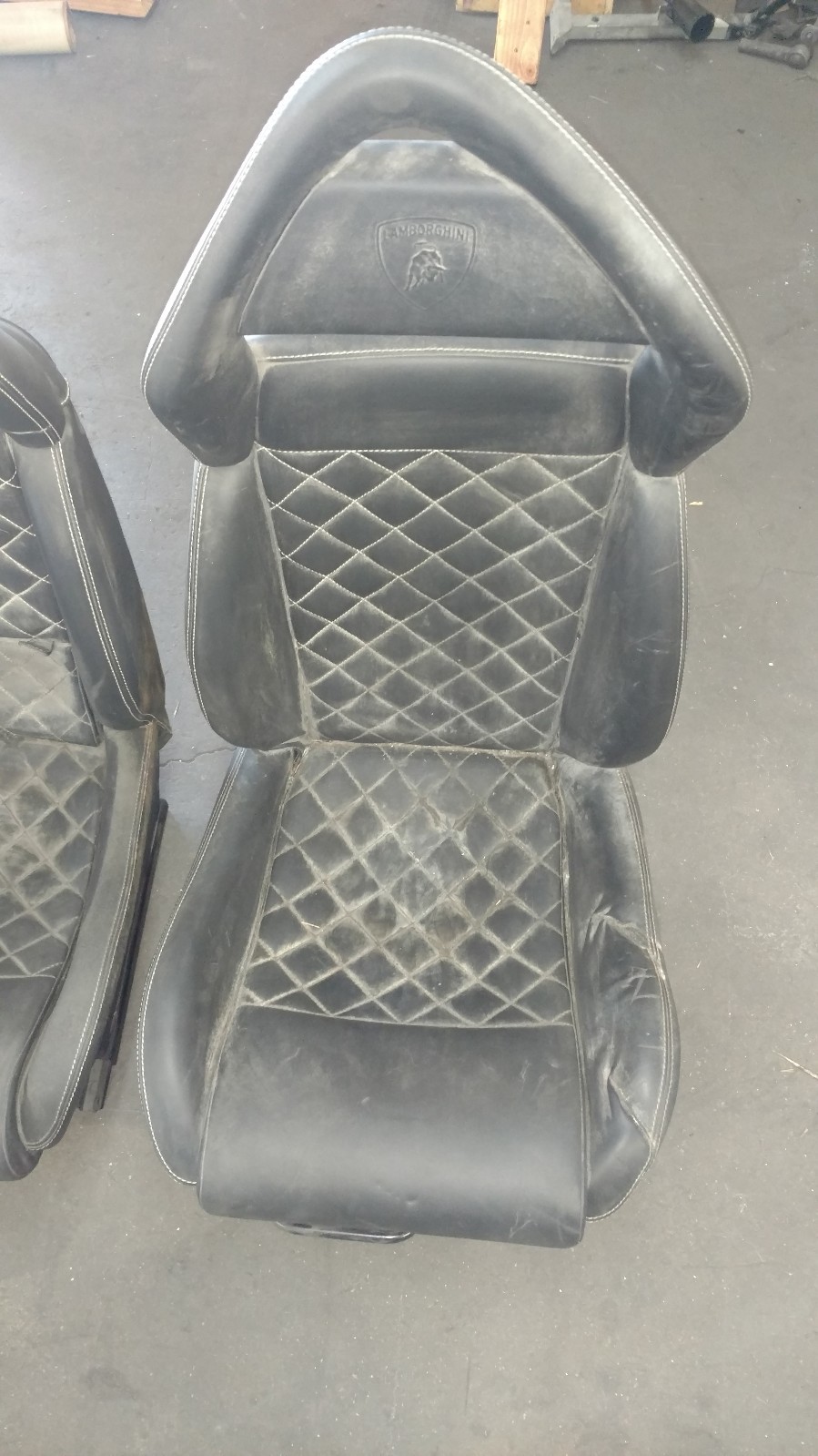 LAMBORGHINI MURCIELAGO LP640 DRIVER & PASSENGER SEATS OEM 