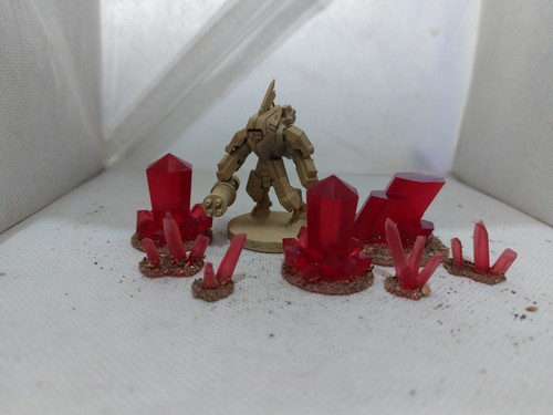 28 mm rote Kristalle Set 3 *FIGUR NICHT ENTHALTEN* - Bild 1 von 3
