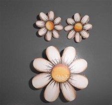 Earrings Scarf Slide Painted Wood DAISY DAISIES Flower NEW
