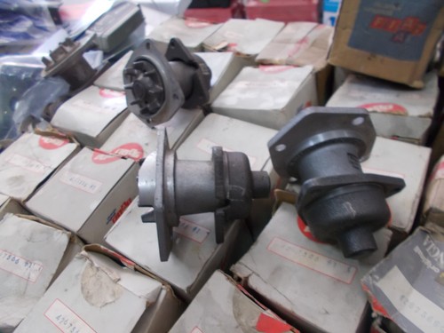 POMPA ACQUA FIAT 238 B/B1-A111- 4267566 - NUOVA ORIGINALE !!! - Foto 3 di 4
