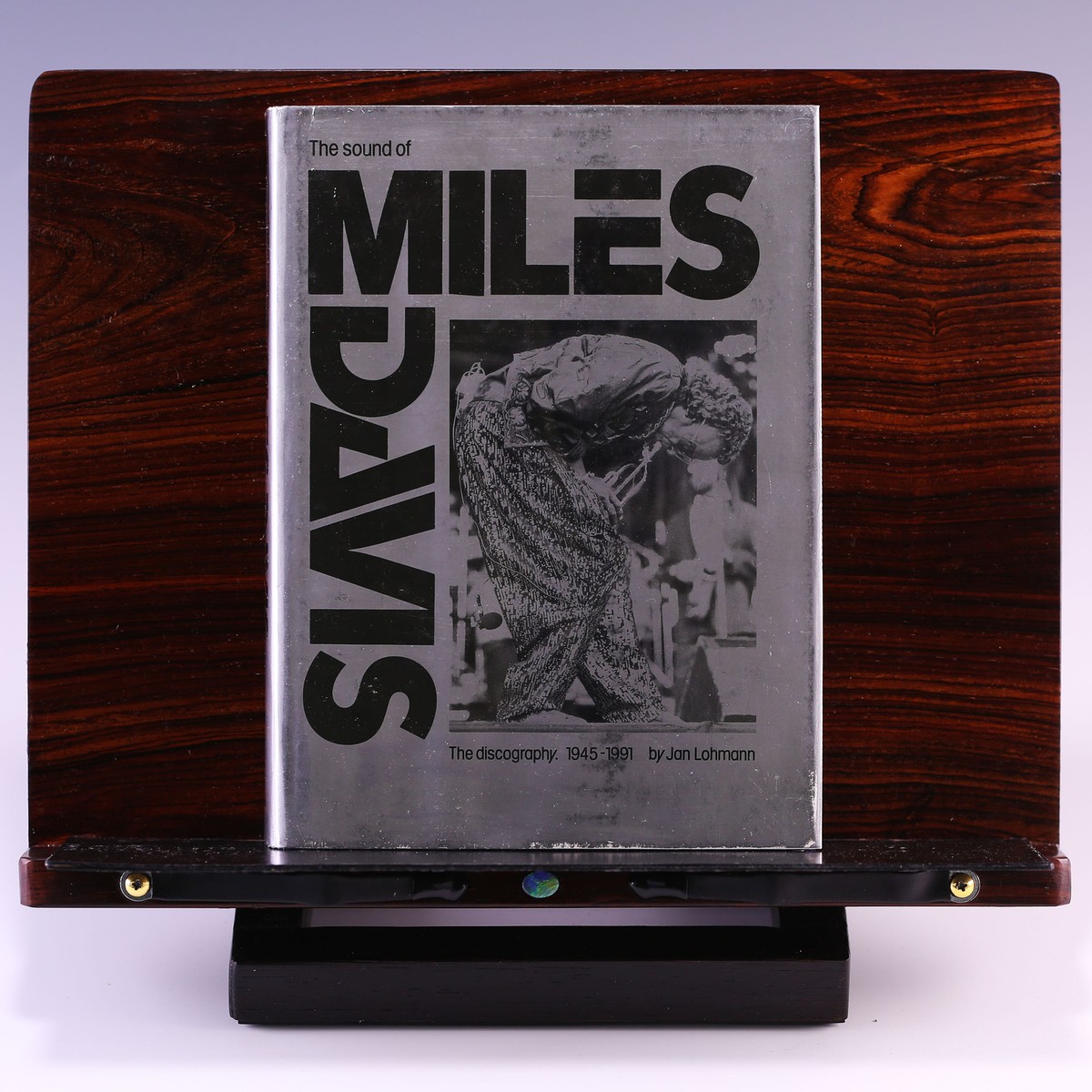 洋書 The sound of MILES DAVIS-THE DISCOGRAPHY The Sound of Miles Davis: The Discography : A Listing of Records